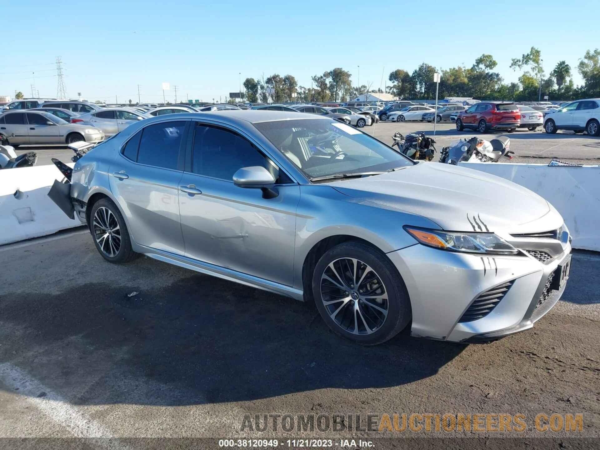 4T1B11HK5JU602965 TOYOTA CAMRY 2018