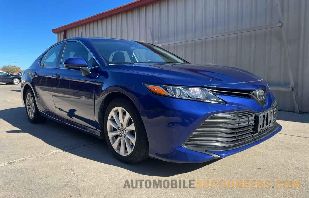 4T1B11HK5JU603369 TOYOTA CAMRY 2018