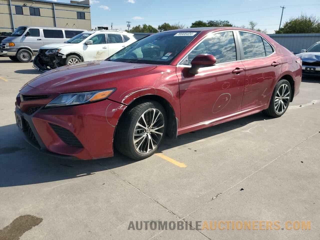 4T1B11HK5JU618874 TOYOTA CAMRY 2018