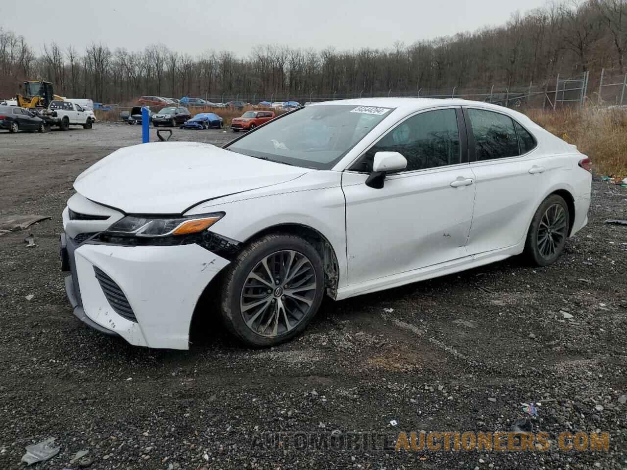 4T1B11HK5JU625159 TOYOTA CAMRY 2018