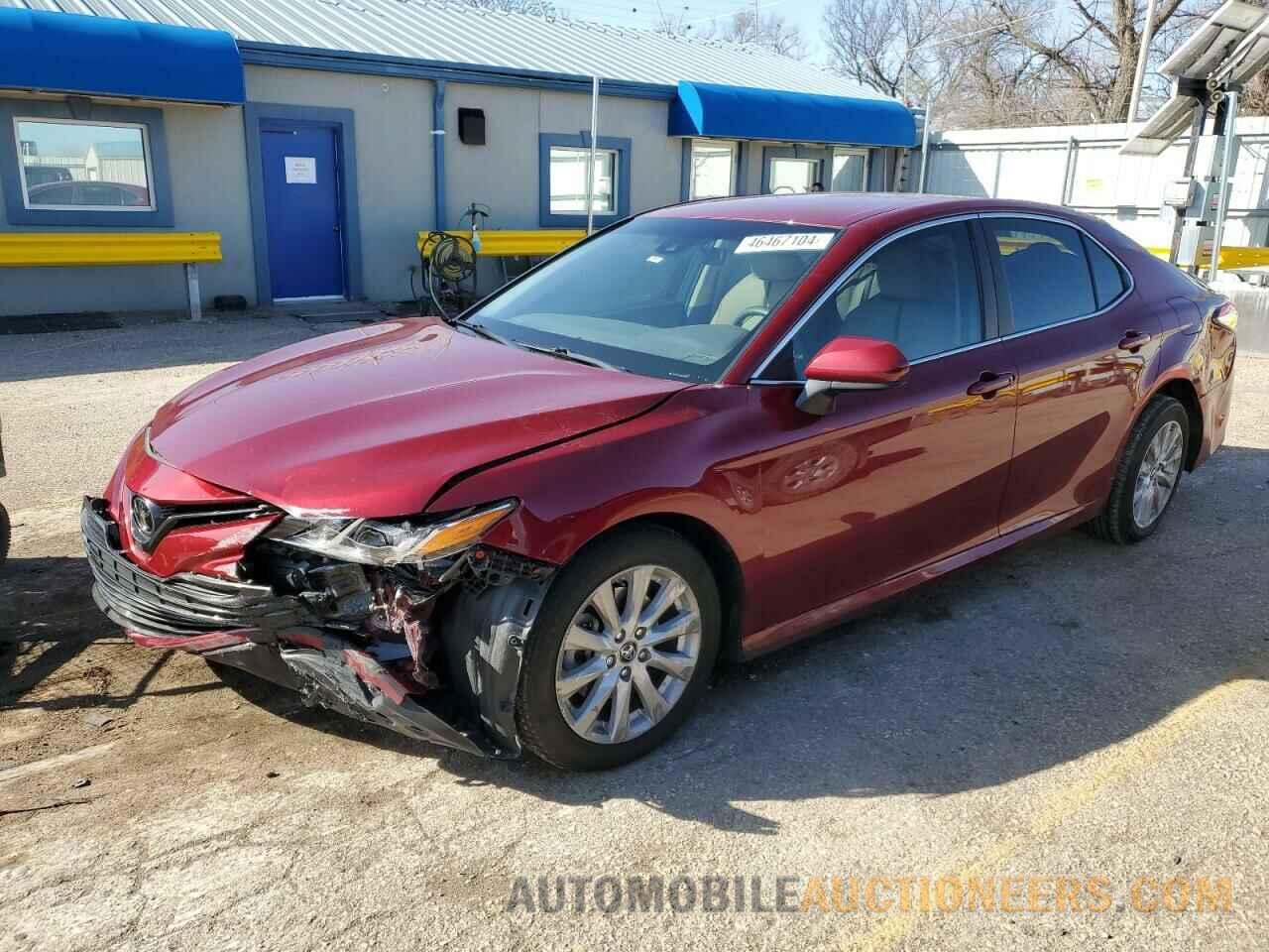 4T1B11HK5JU634427 TOYOTA CAMRY 2018