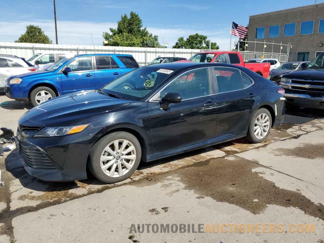 4T1B11HK5JU651504 TOYOTA CAMRY 2018