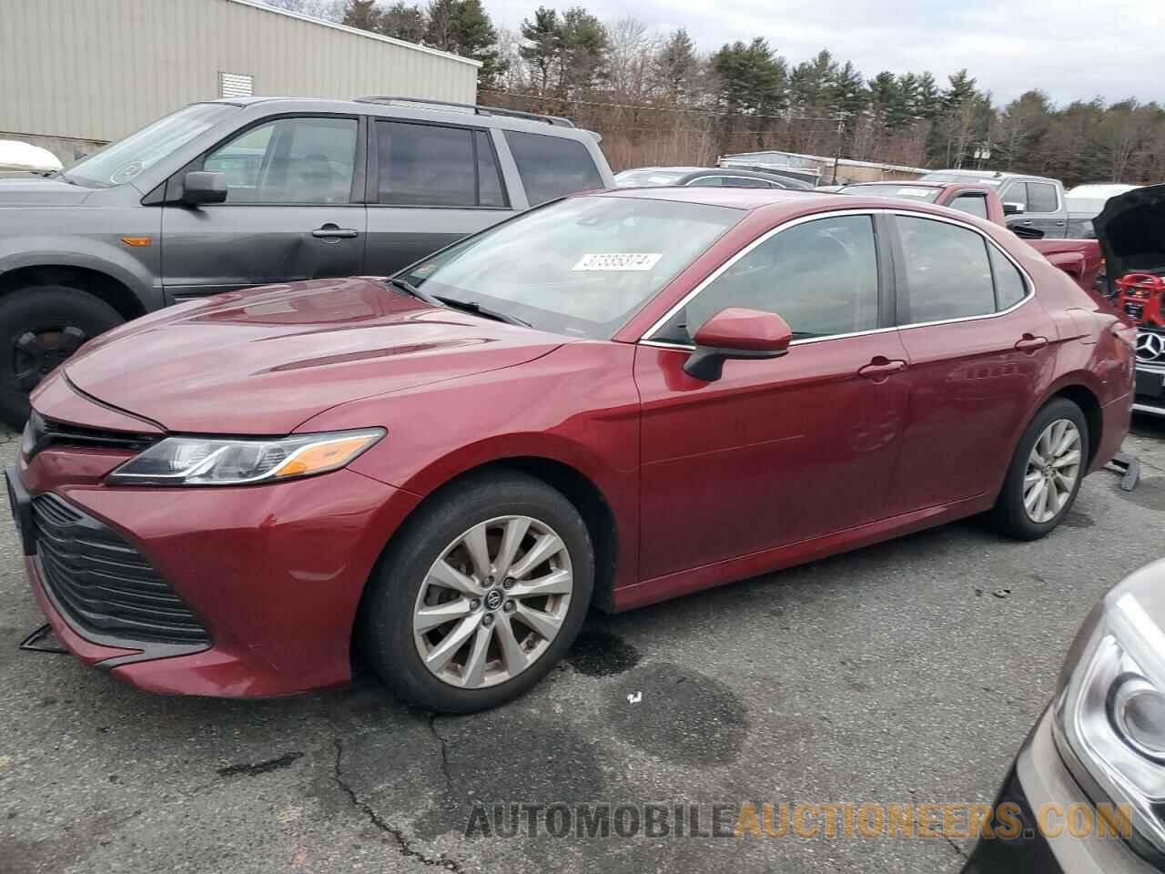 4T1B11HK5JU652300 TOYOTA CAMRY 2018