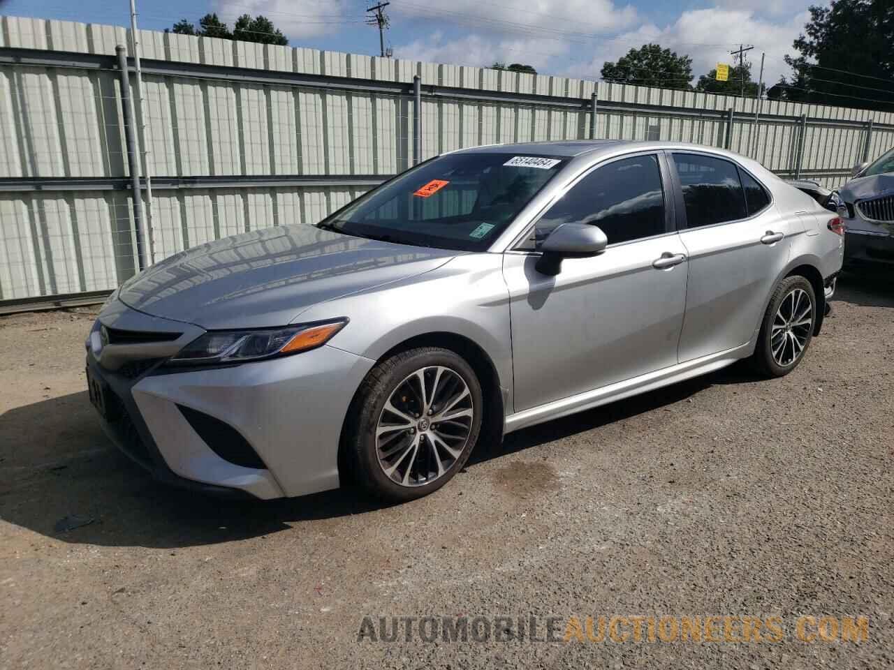 4T1B11HK5JU662325 TOYOTA CAMRY 2018