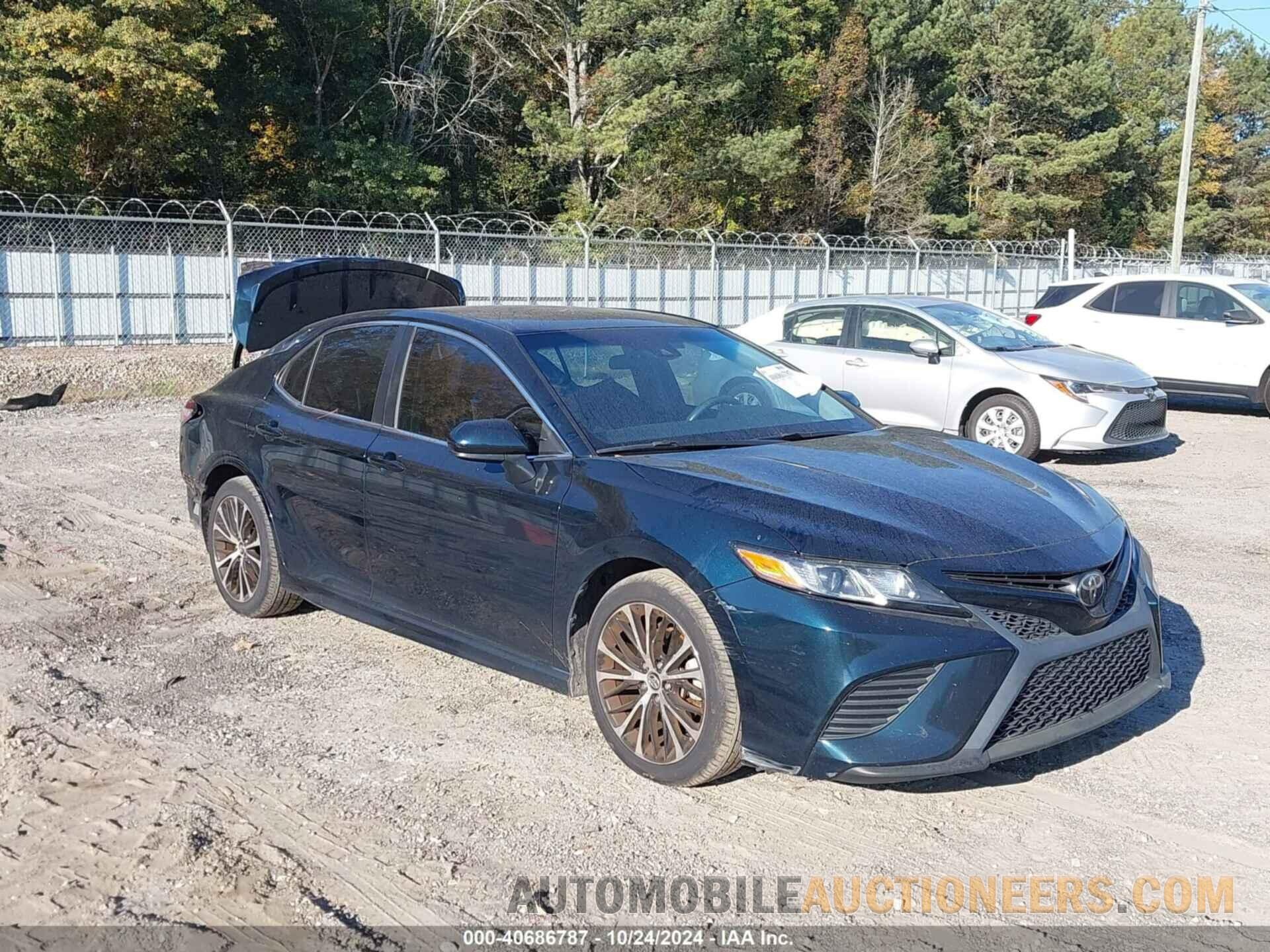 4T1B11HK5JU669601 TOYOTA CAMRY 2018