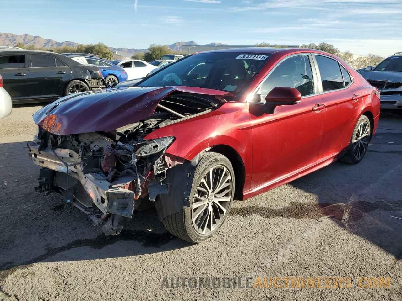 4T1B11HK5JU671039 TOYOTA CAMRY 2018