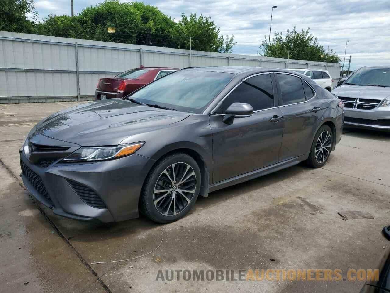 4T1B11HK5JU671395 TOYOTA CAMRY 2018