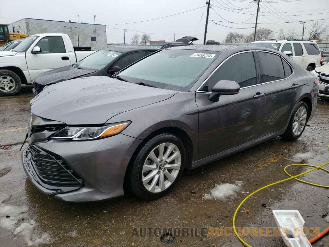 4T1B11HK5JU674510 TOYOTA CAMRY 2018