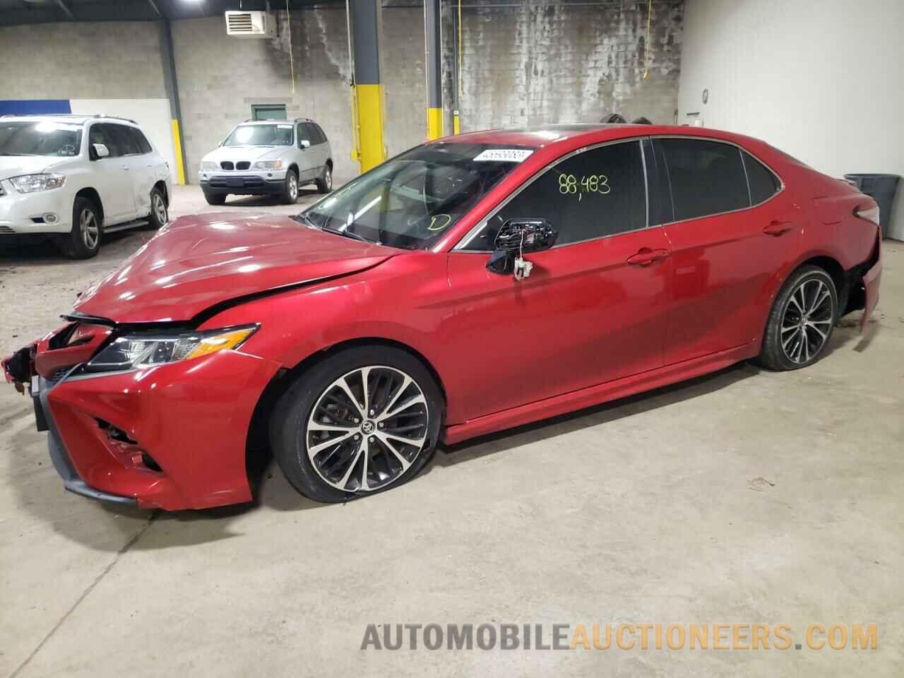 4T1B11HK5KU162280 TOYOTA CAMRY 2019