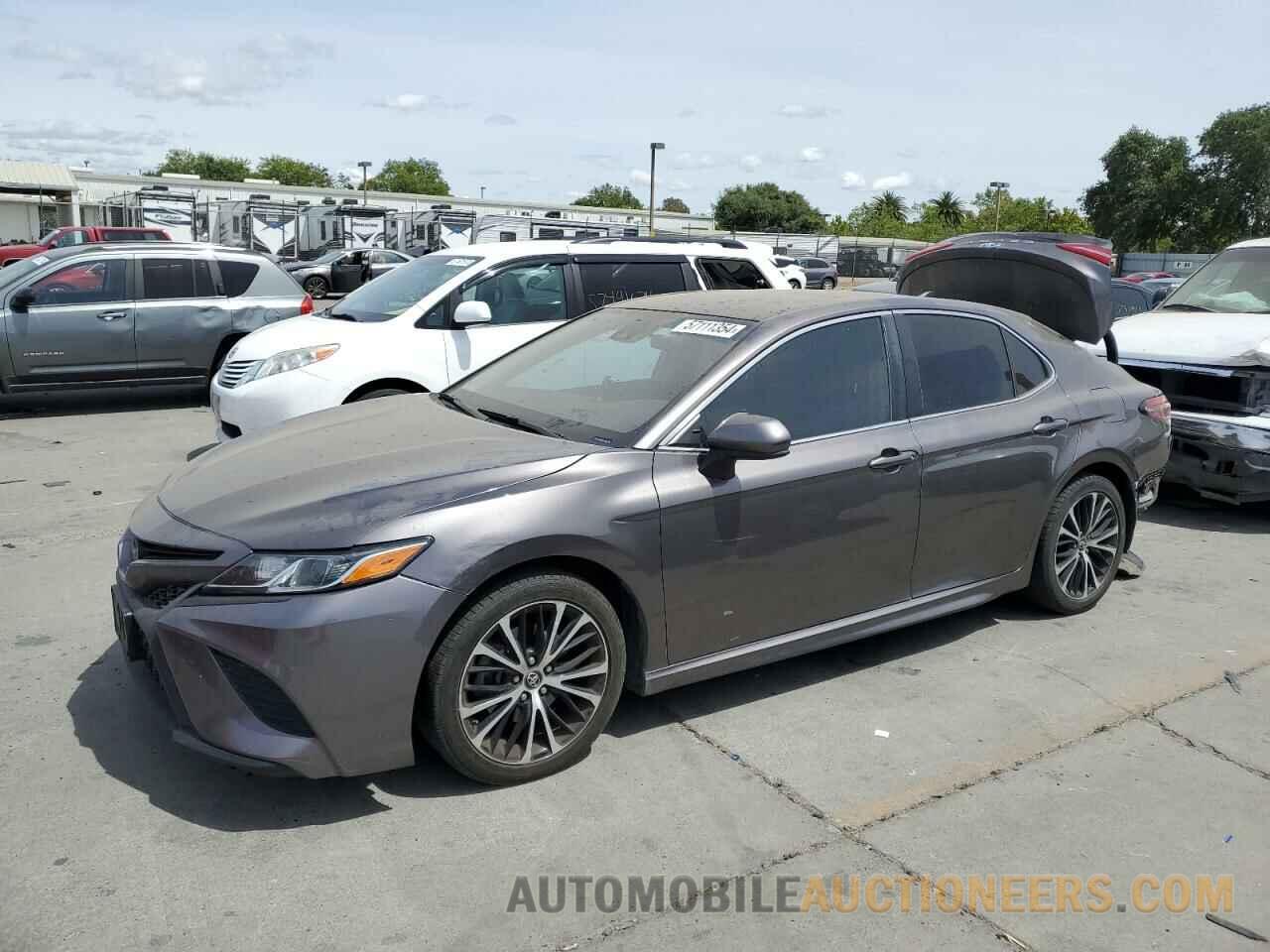 4T1B11HK5KU173747 TOYOTA CAMRY 2019