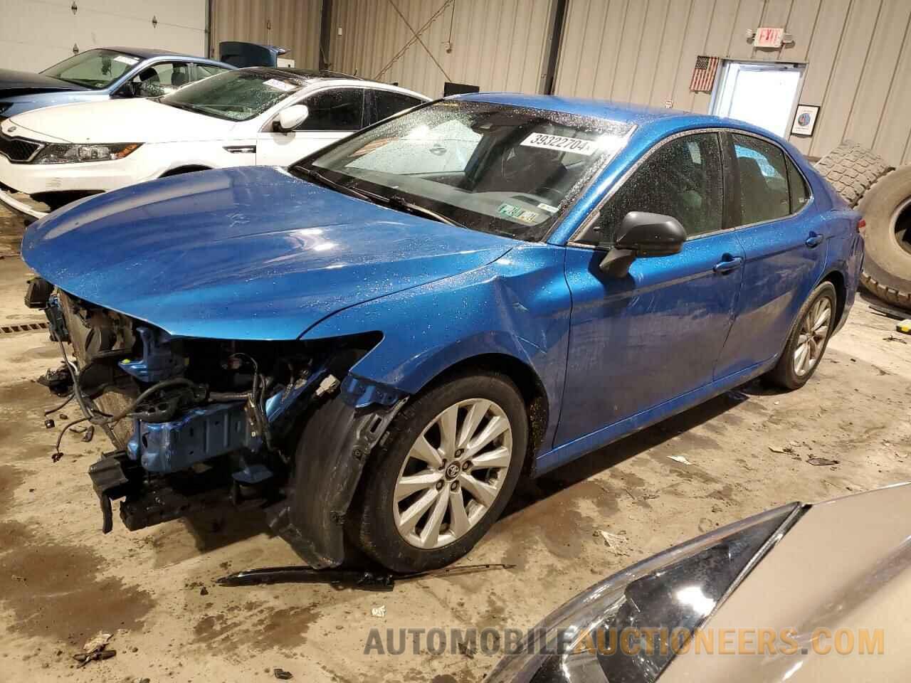 4T1B11HK5KU181010 TOYOTA CAMRY 2019