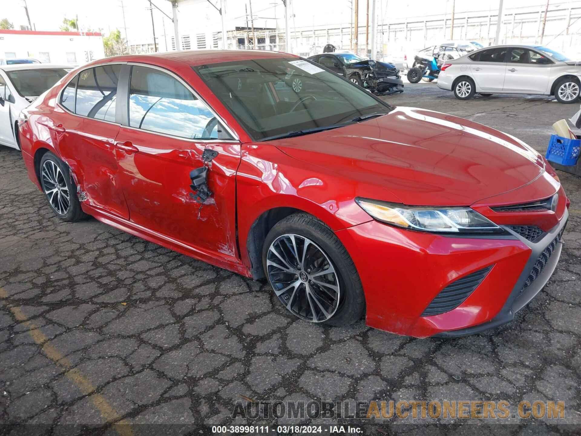 4T1B11HK5KU182156 TOYOTA CAMRY 2019