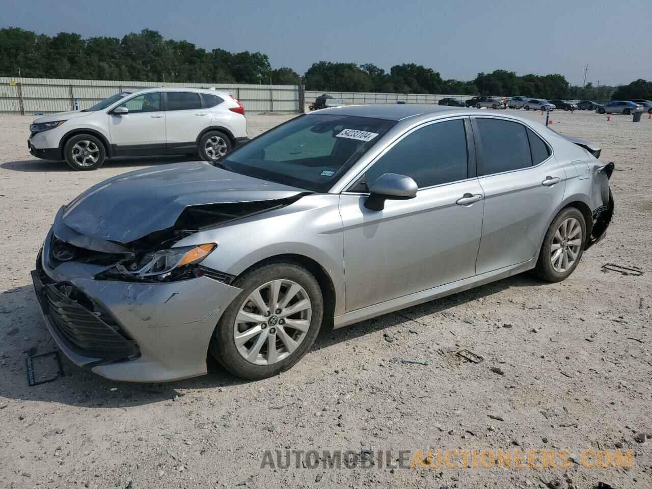 4T1B11HK5KU185137 TOYOTA CAMRY 2019