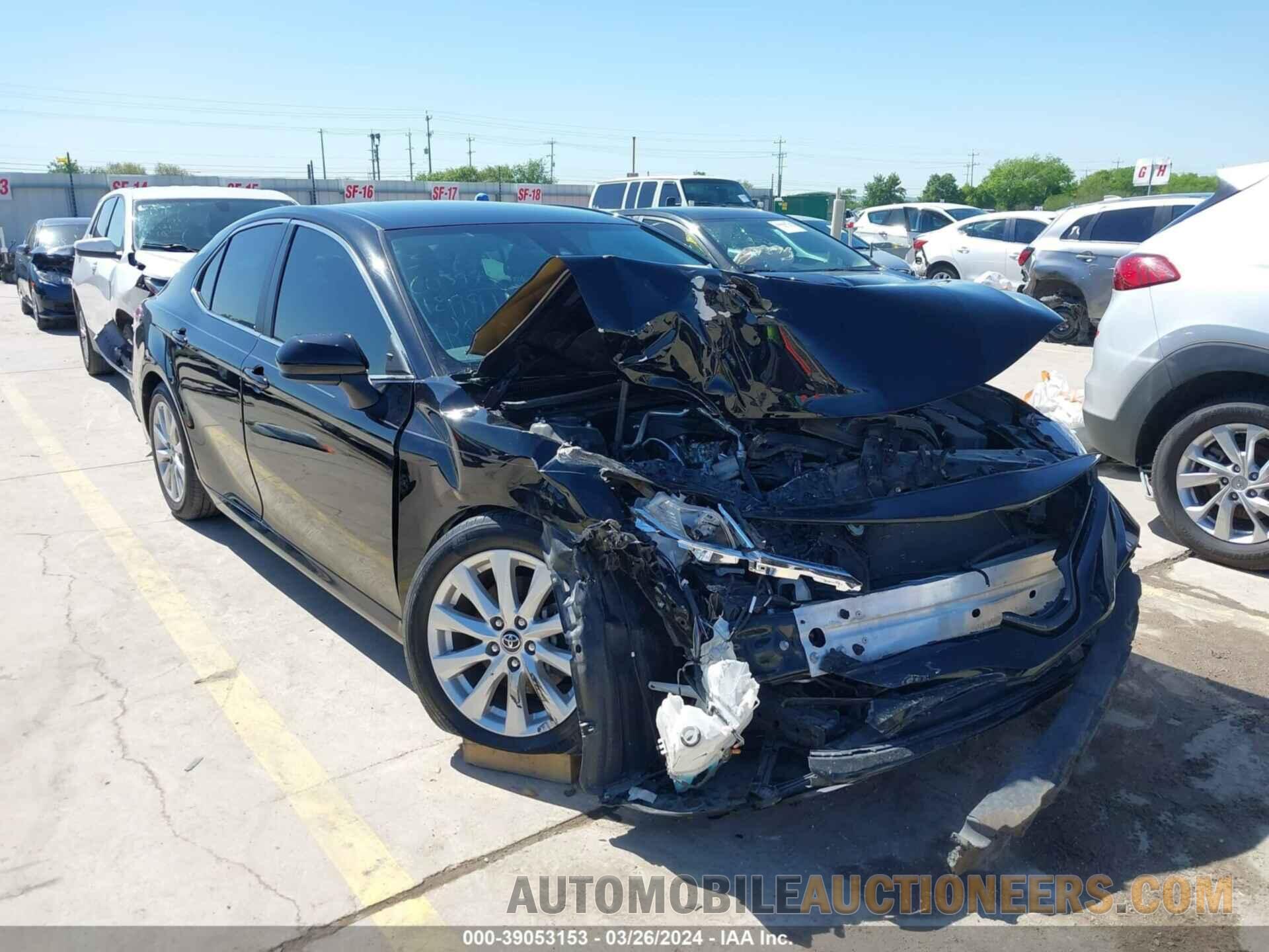 4T1B11HK5KU189916 TOYOTA CAMRY 2019