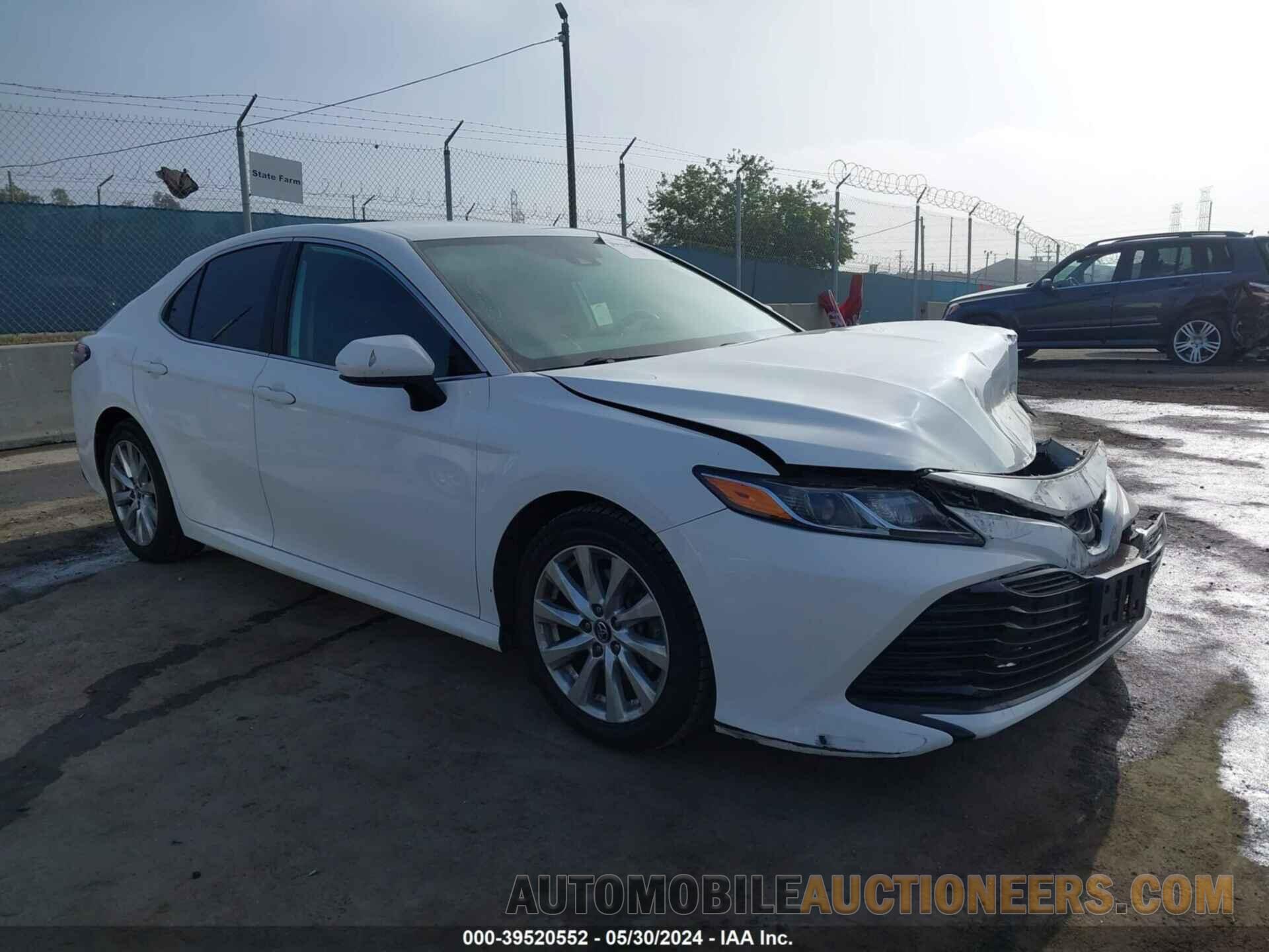 4T1B11HK5KU192072 TOYOTA CAMRY 2019