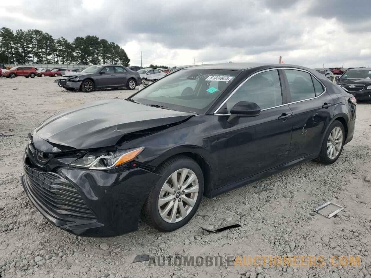 4T1B11HK5KU196820 TOYOTA CAMRY 2019