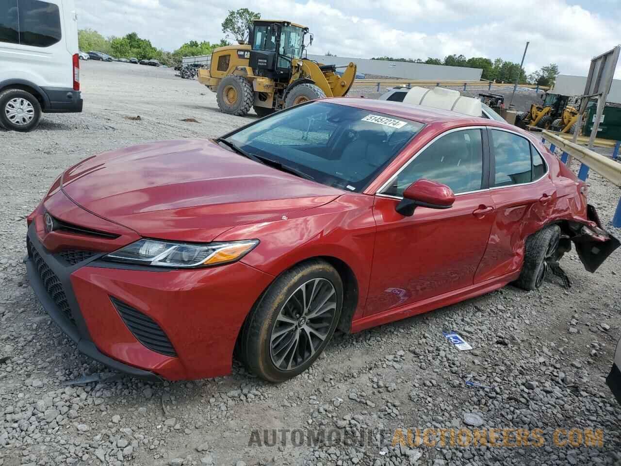 4T1B11HK5KU207069 TOYOTA CAMRY 2019