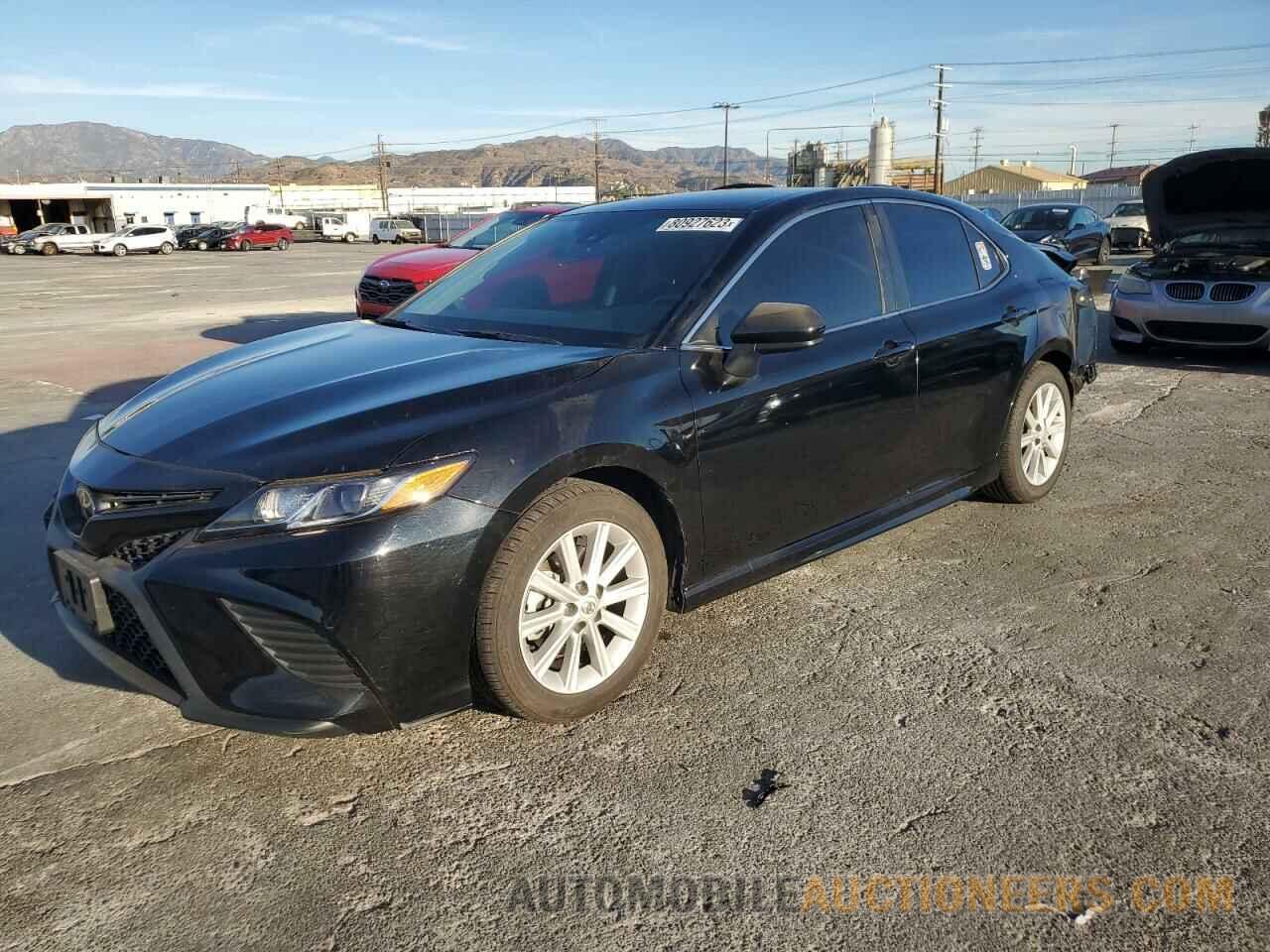 4T1B11HK5KU207959 TOYOTA CAMRY 2019