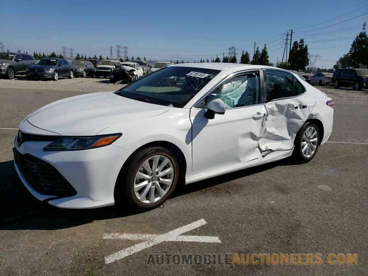 4T1B11HK5KU213292 TOYOTA CAMRY 2019