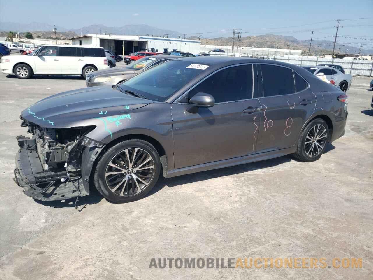 4T1B11HK5KU215592 TOYOTA CAMRY 2019