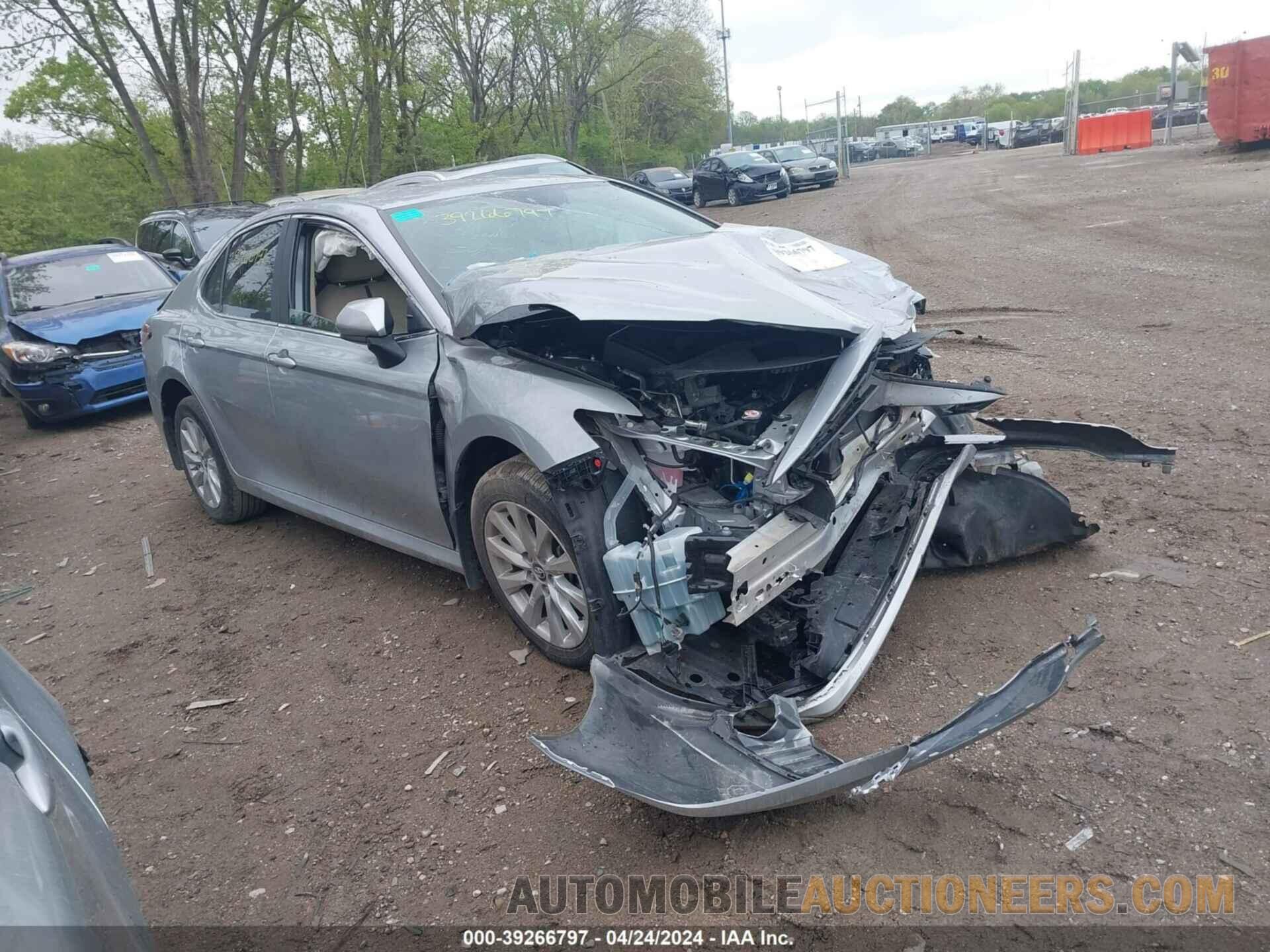 4T1B11HK5KU216063 TOYOTA CAMRY 2019