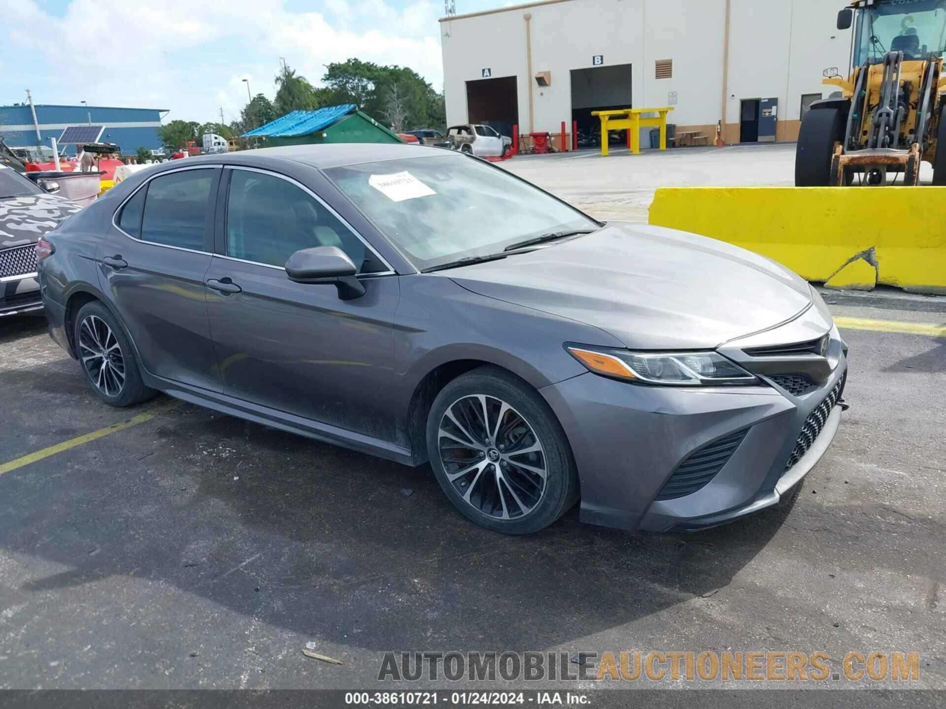 4T1B11HK5KU217438 TOYOTA CAMRY 2019