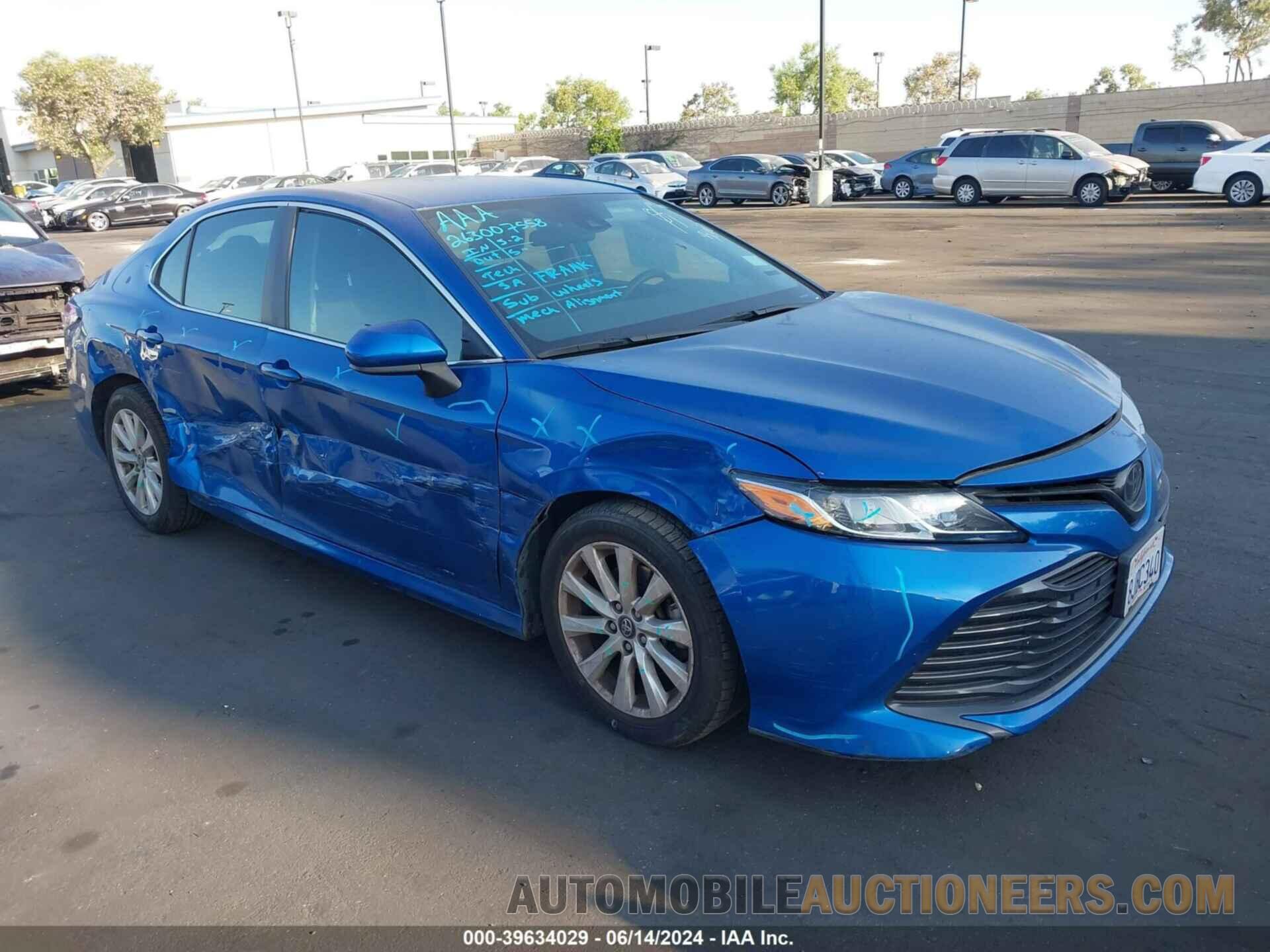 4T1B11HK5KU217729 TOYOTA CAMRY 2019