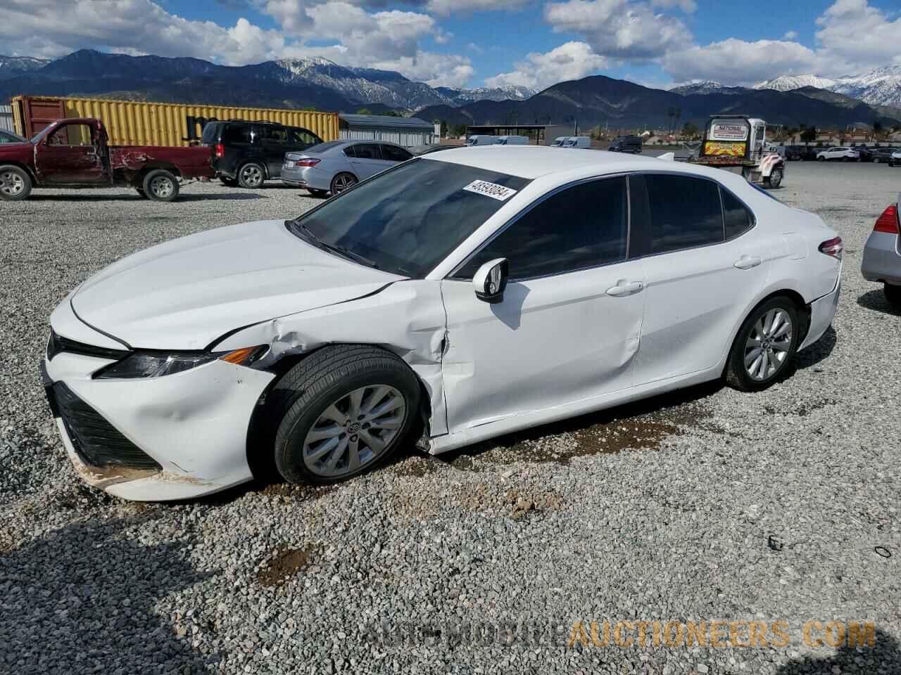 4T1B11HK5KU219450 TOYOTA CAMRY 2019