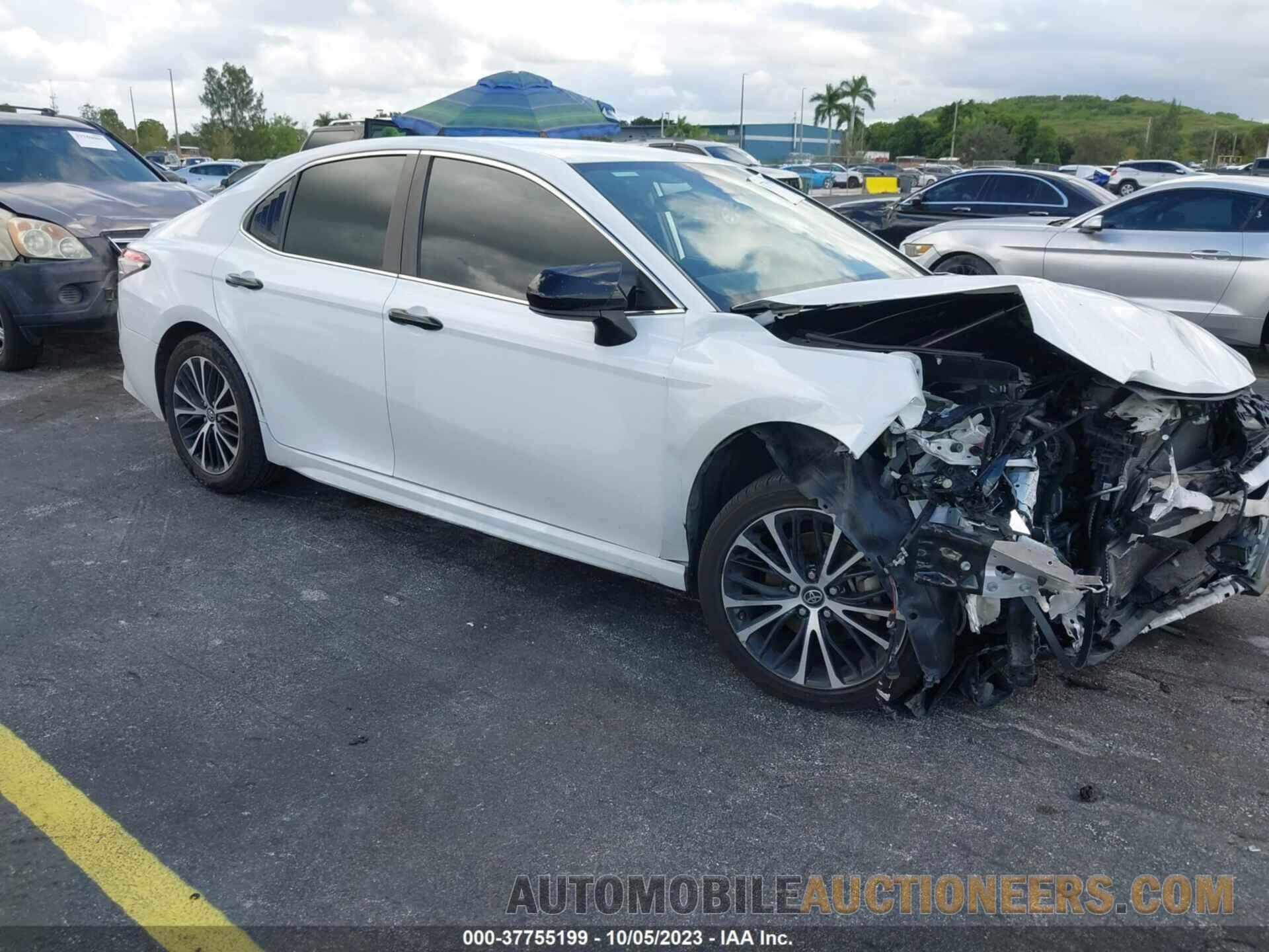 4T1B11HK5KU222073 TOYOTA CAMRY 2019