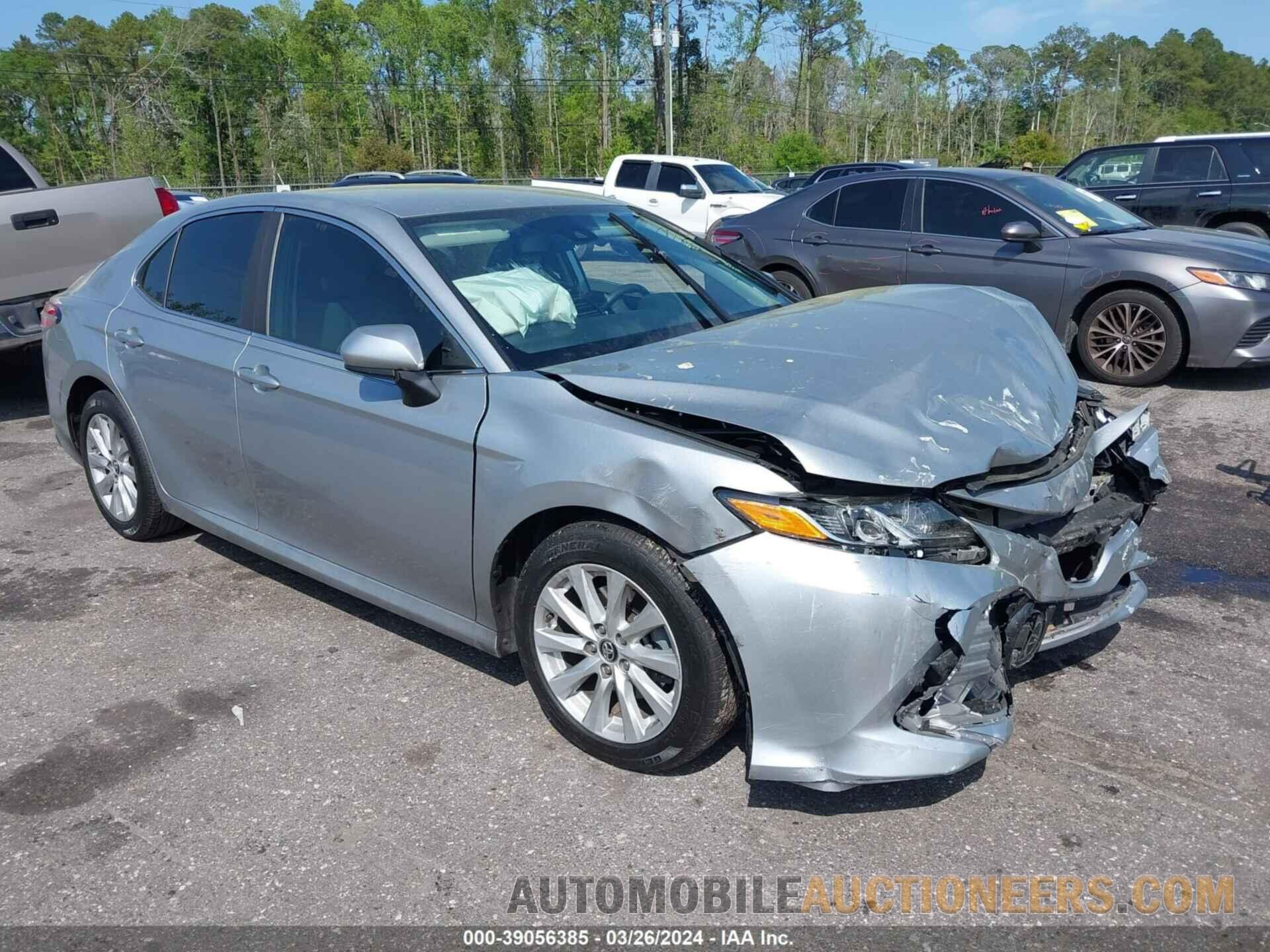 4T1B11HK5KU224695 TOYOTA CAMRY 2019