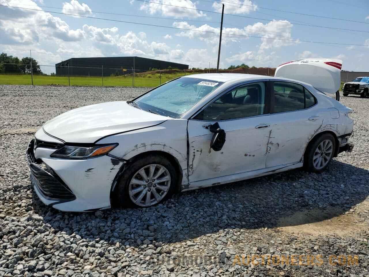 4T1B11HK5KU228388 TOYOTA CAMRY 2019