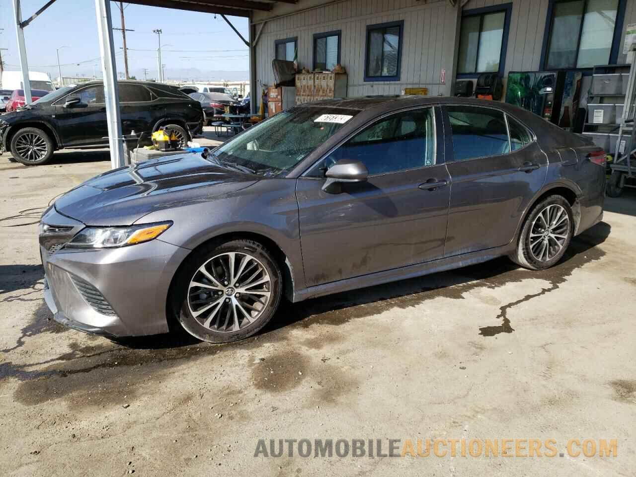 4T1B11HK5KU231100 TOYOTA CAMRY 2019