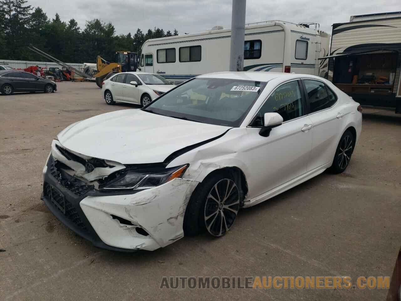 4T1B11HK5KU240119 TOYOTA CAMRY 2019