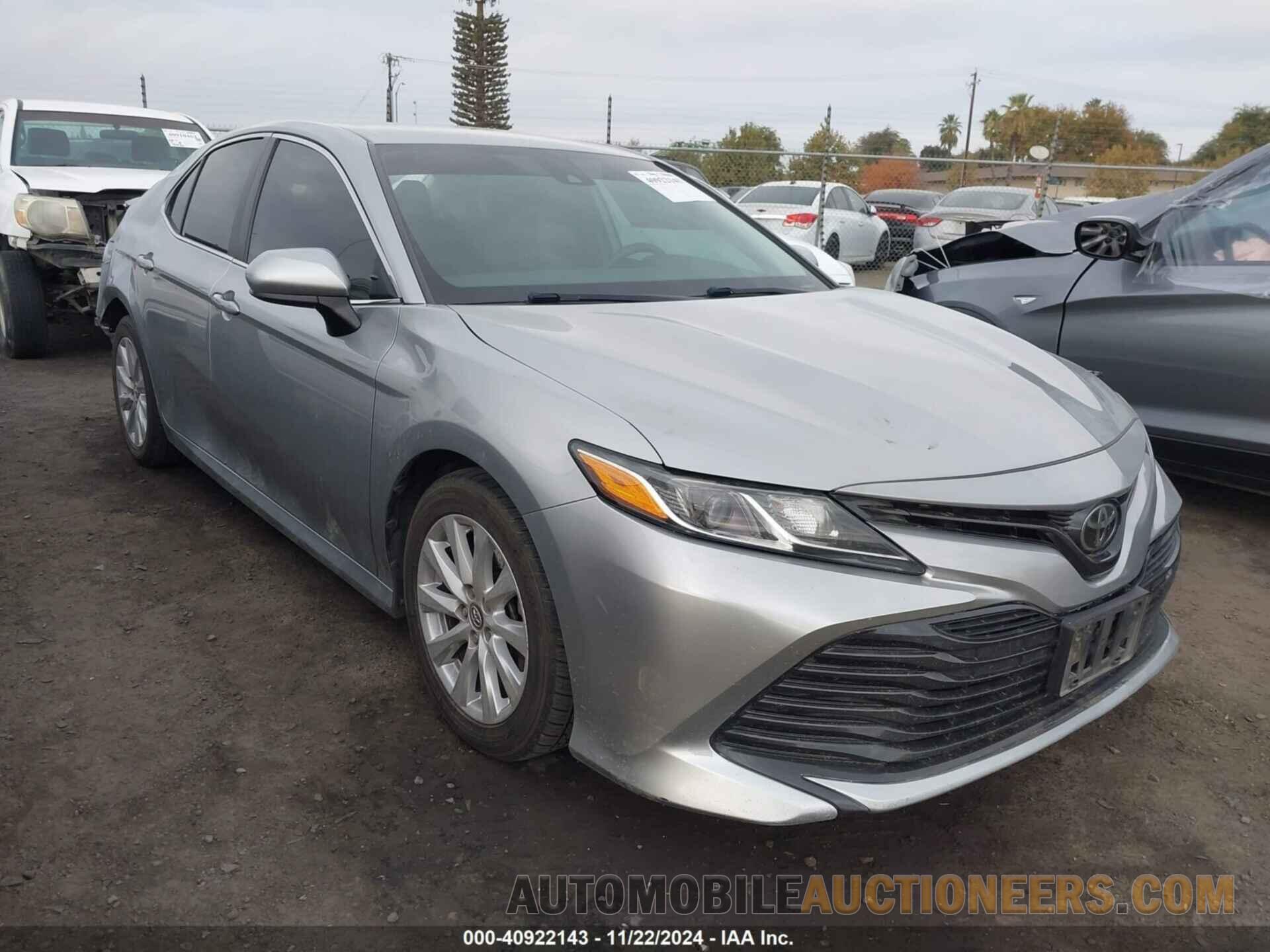 4T1B11HK5KU241190 TOYOTA CAMRY 2019