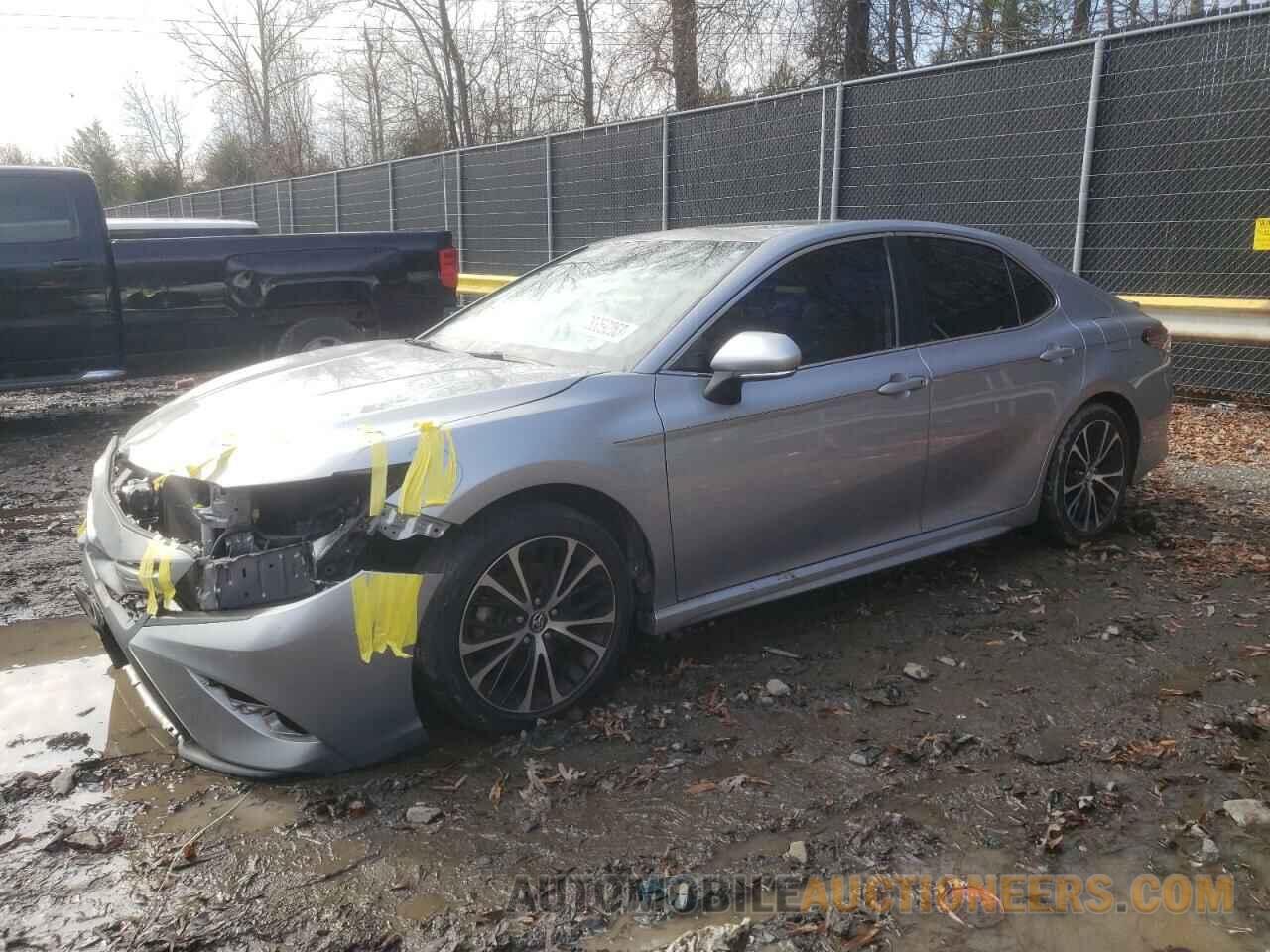 4T1B11HK5KU244204 TOYOTA CAMRY 2019