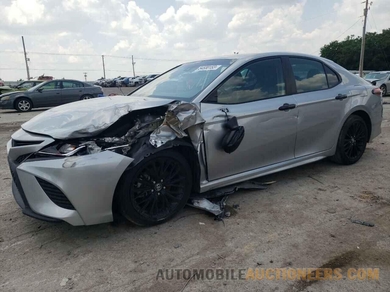 4T1B11HK5KU246499 TOYOTA CAMRY 2019