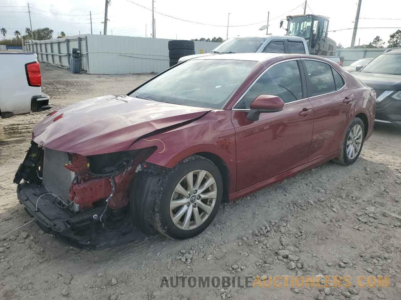 4T1B11HK5KU250892 TOYOTA CAMRY 2019