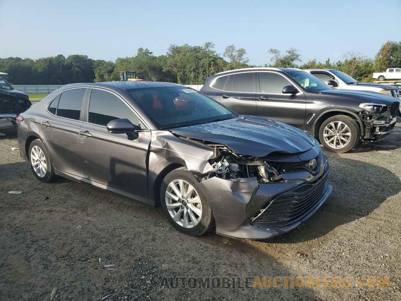 4T1B11HK5KU254635 TOYOTA CAMRY 2019