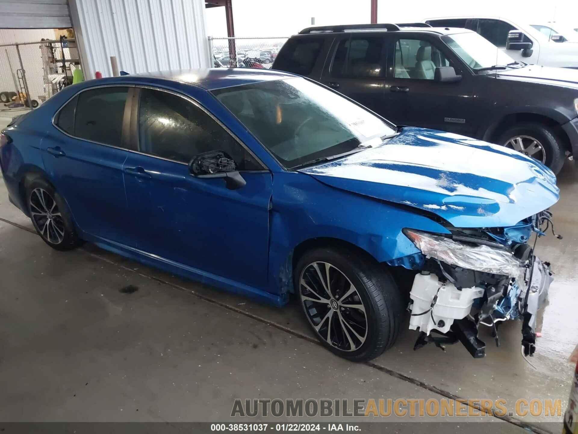 4T1B11HK5KU254893 TOYOTA CAMRY 2019