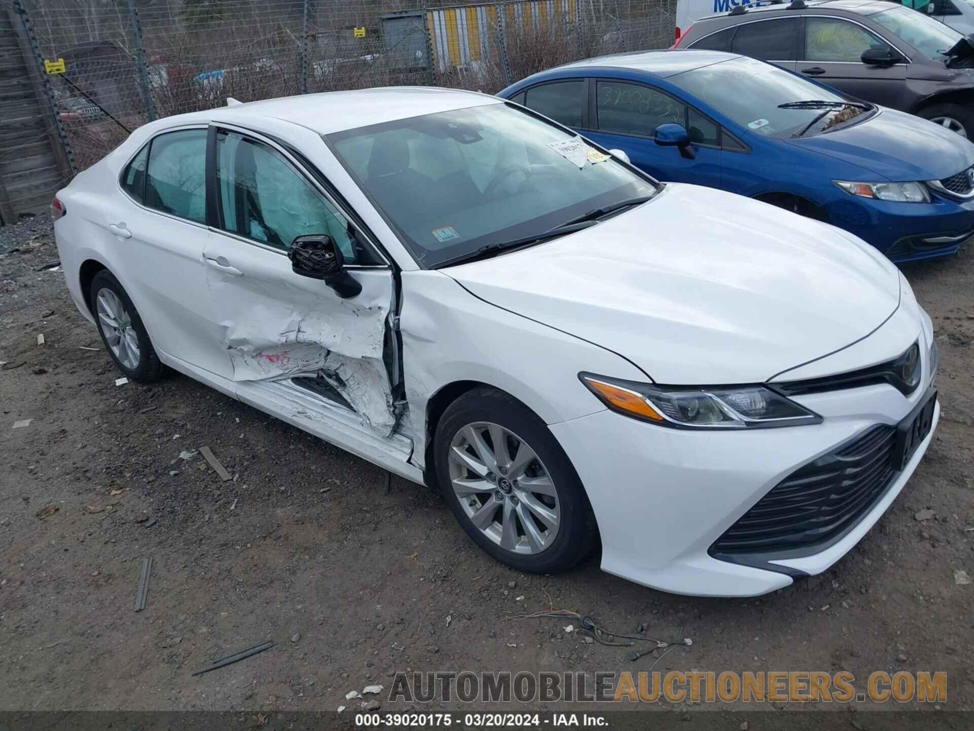 4T1B11HK5KU257244 TOYOTA CAMRY 2019