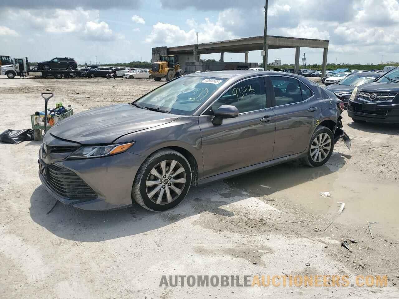 4T1B11HK5KU257776 TOYOTA CAMRY 2019