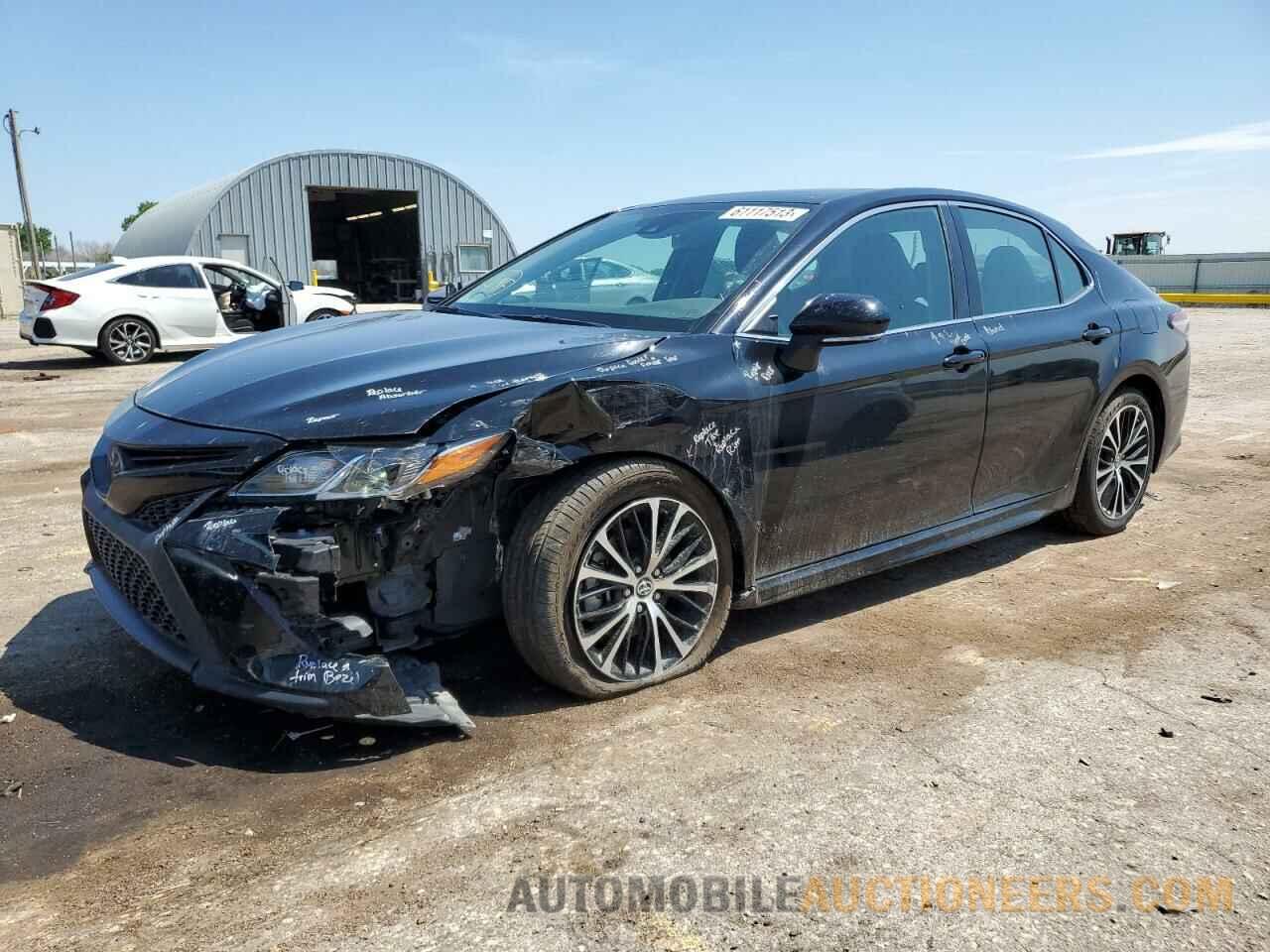 4T1B11HK5KU273993 TOYOTA CAMRY 2019