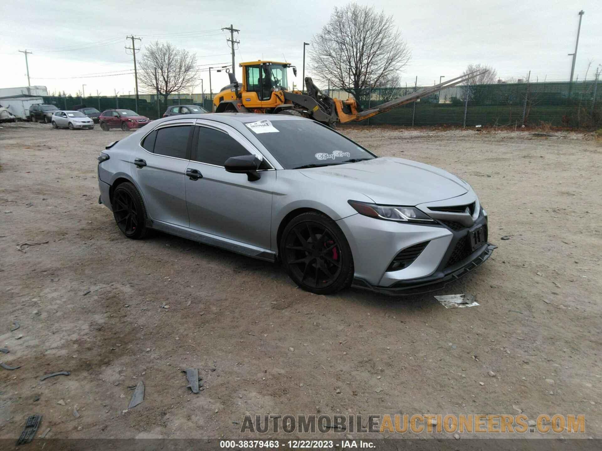 4T1B11HK5KU280717 TOYOTA CAMRY 2019