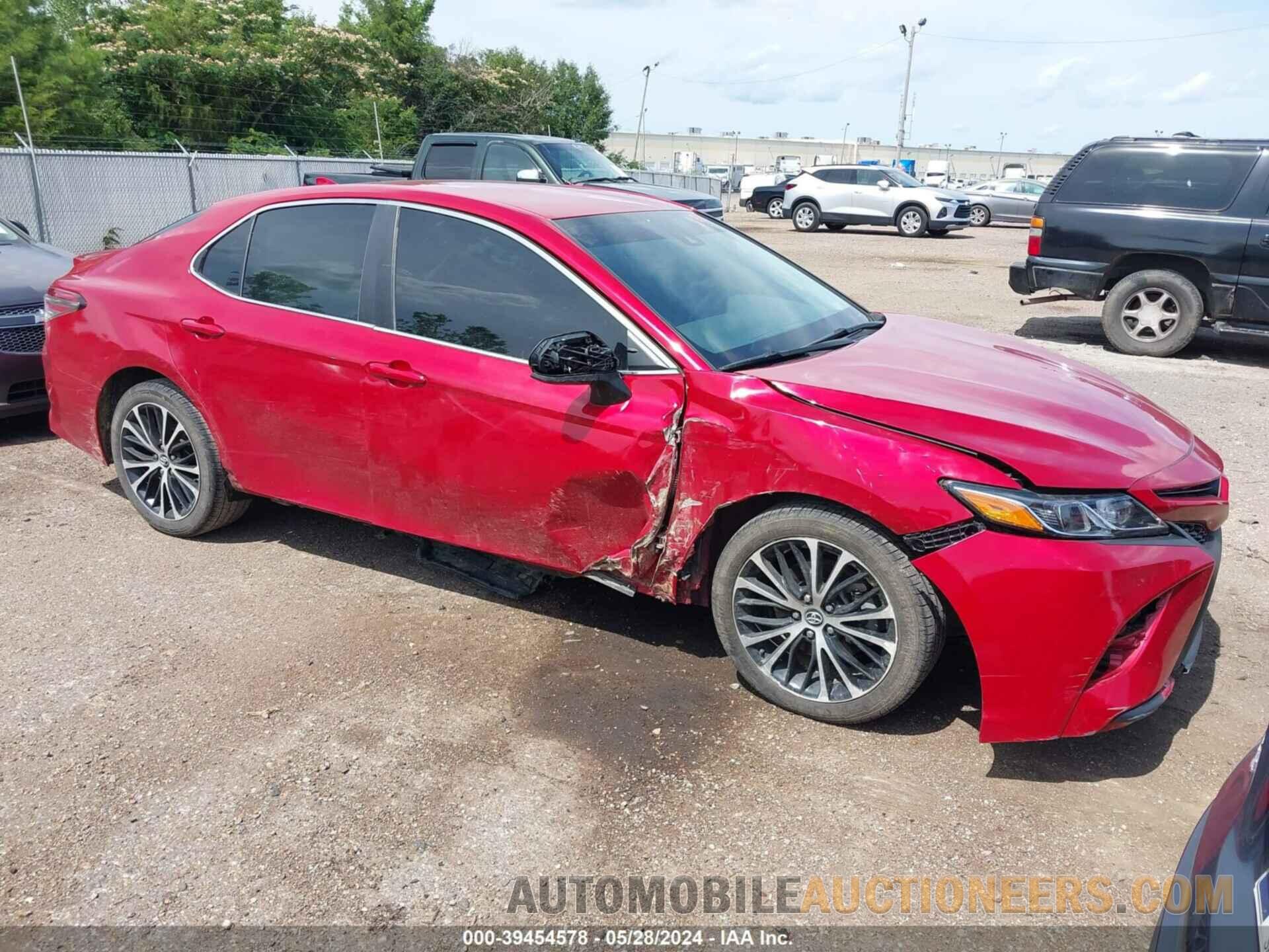 4T1B11HK5KU280958 TOYOTA CAMRY 2019