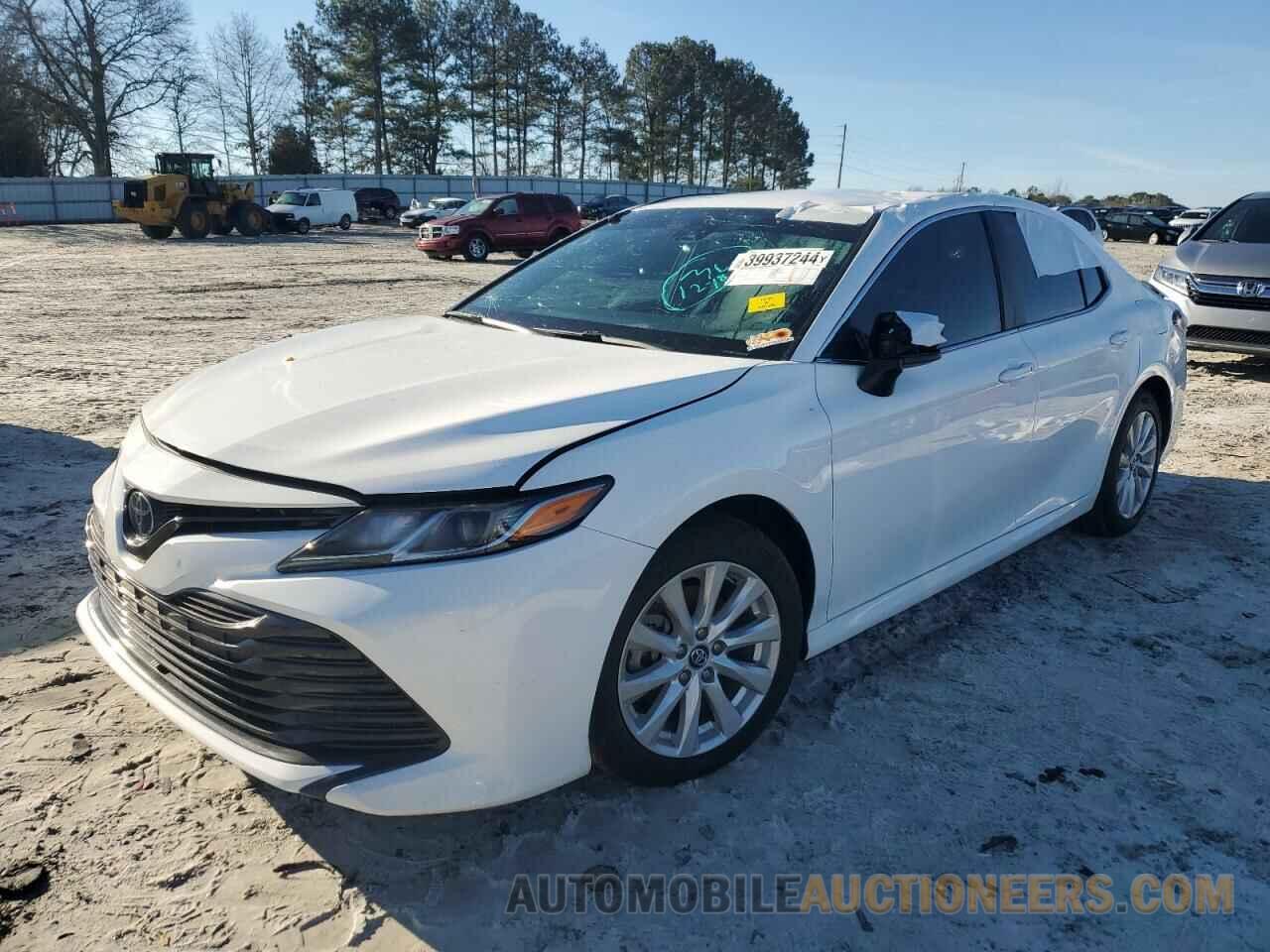 4T1B11HK5KU281348 TOYOTA CAMRY 2019