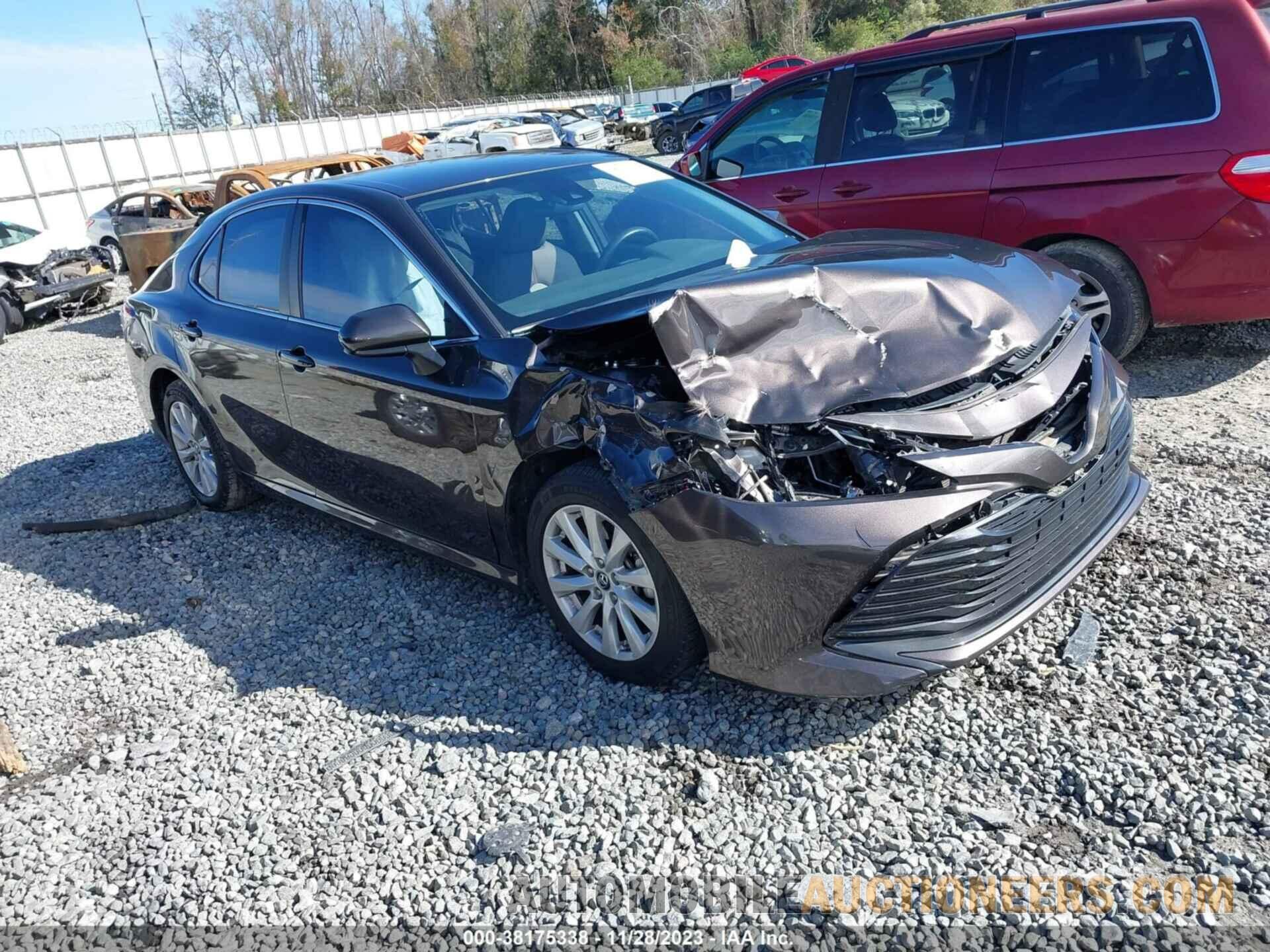 4T1B11HK5KU288722 TOYOTA CAMRY 2019