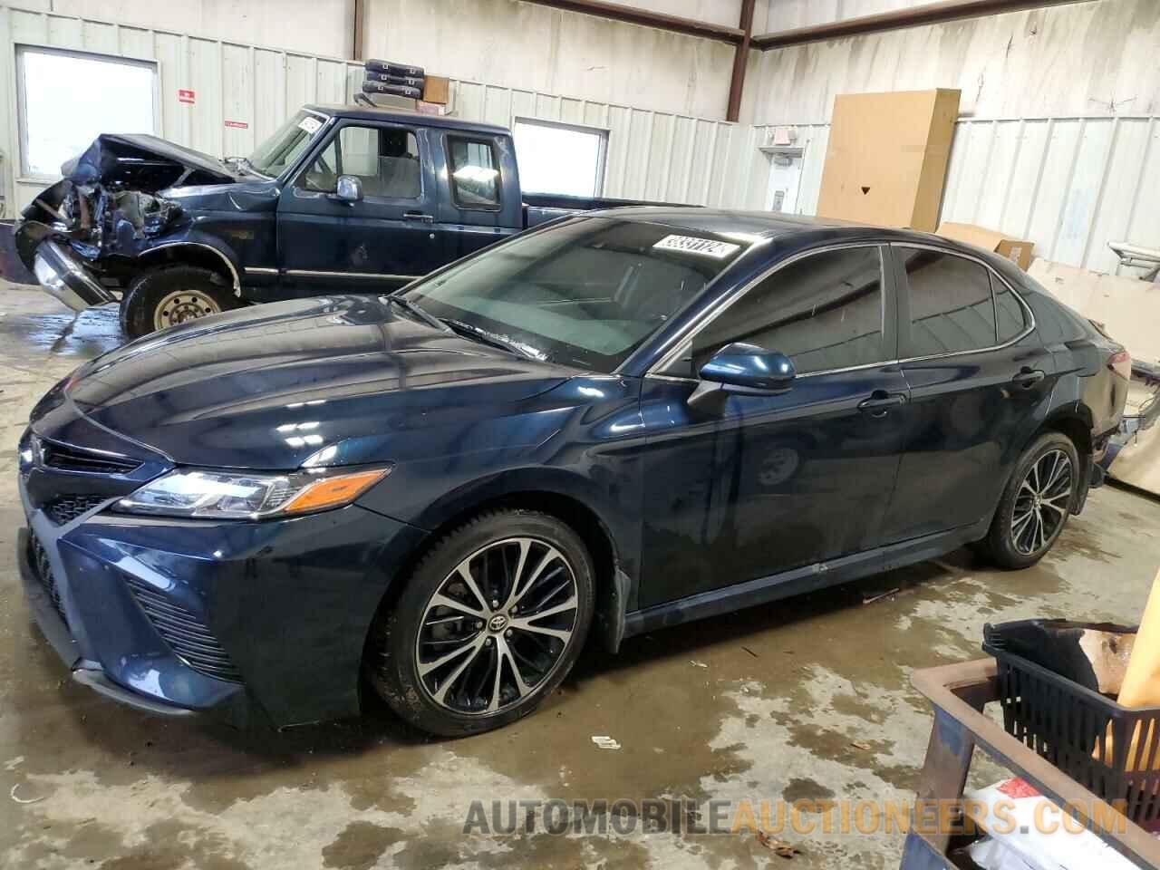 4T1B11HK5KU291071 TOYOTA CAMRY 2019