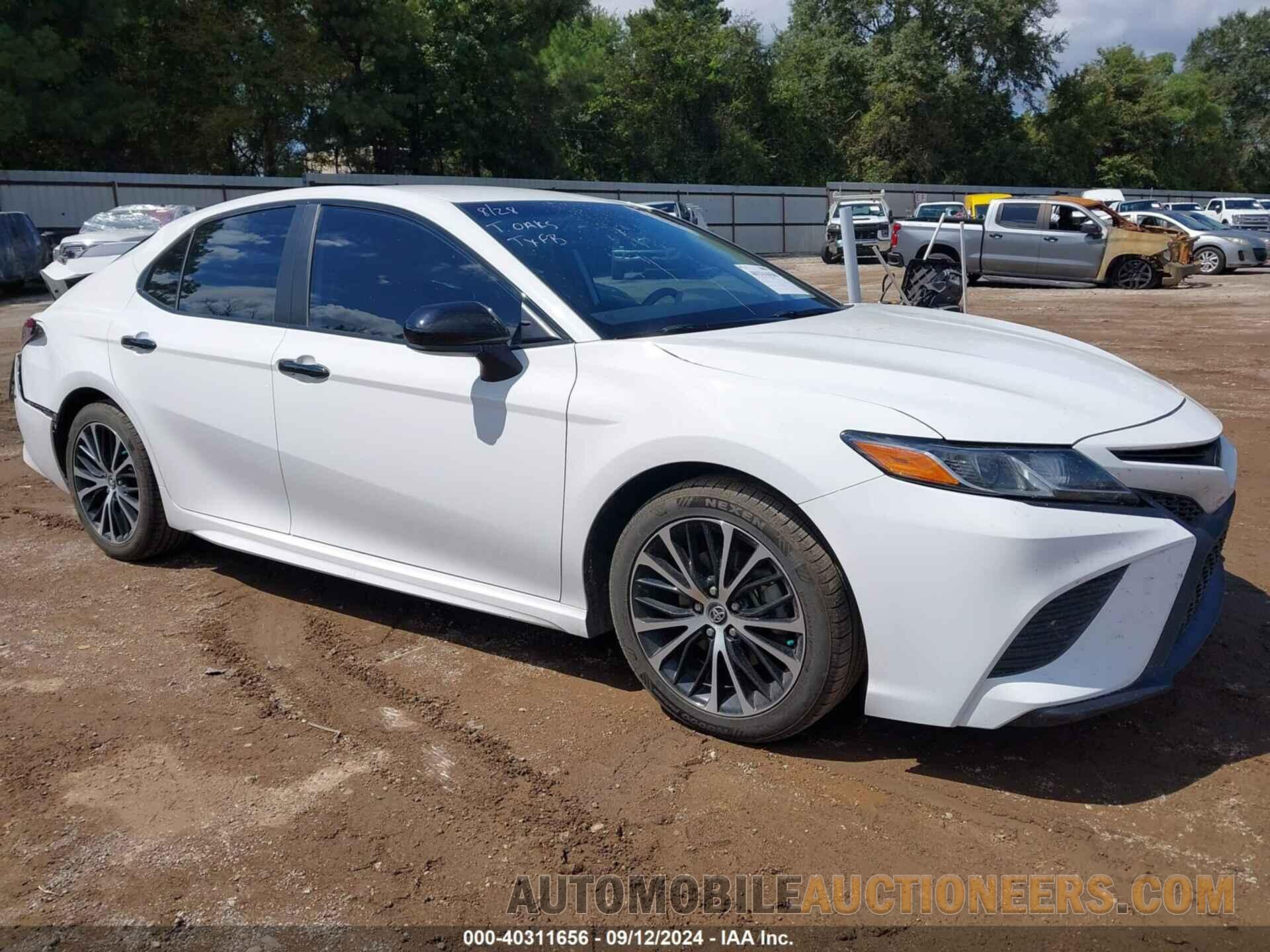 4T1B11HK5KU298232 TOYOTA CAMRY 2019