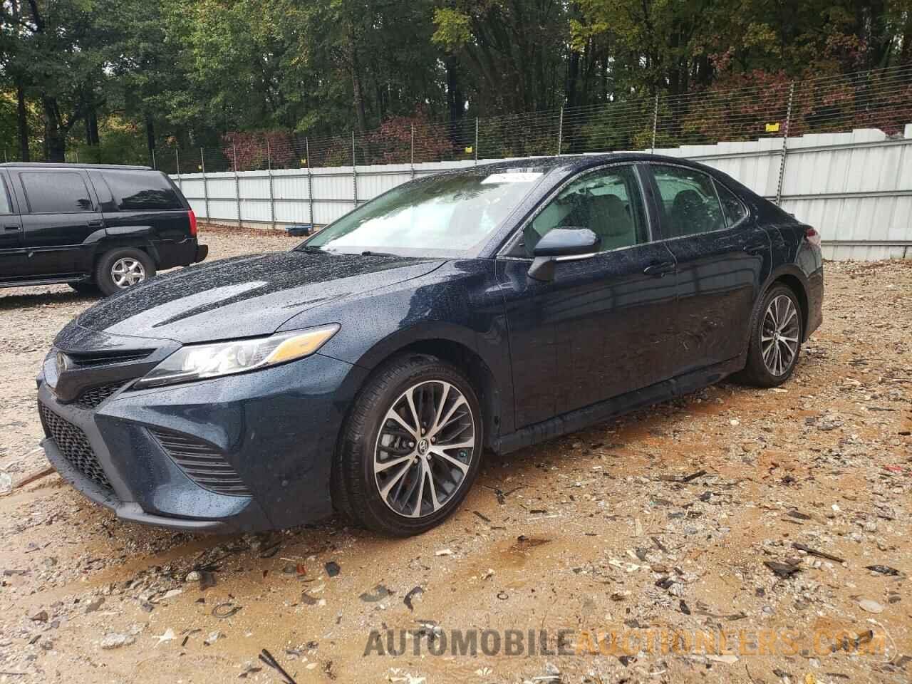 4T1B11HK5KU684813 TOYOTA CAMRY 2019