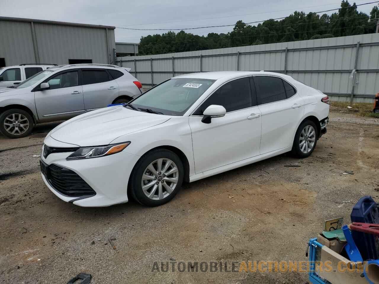 4T1B11HK5KU690689 TOYOTA CAMRY 2019